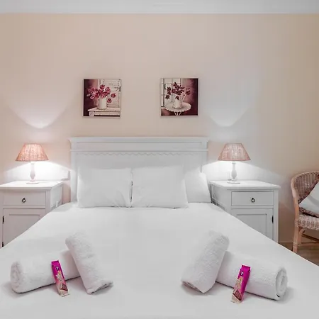 Santa Catalina Queen Apartman *