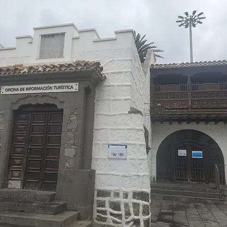 Santa Catalina Queen *