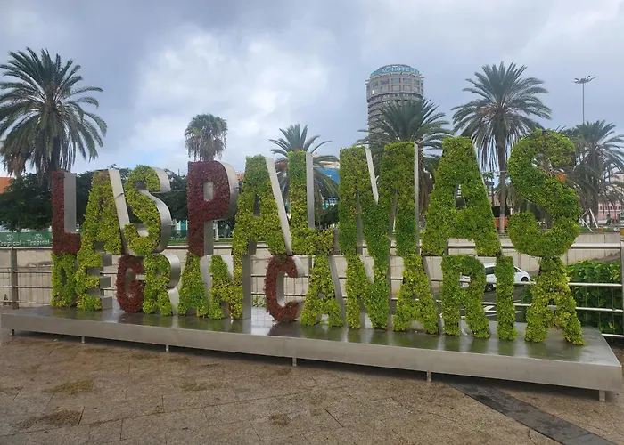 Santa Catalina Queen *